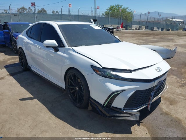 2025 Toyota CAMRY SE 照片 1