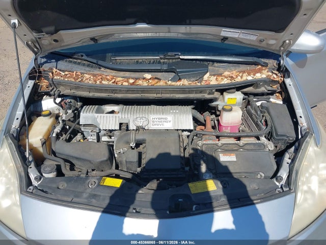 2013 Toyota PRIUS TWO photo 10