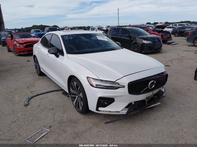 2022 VOLVO S60 B5 INSCRIPTION/B5 MOMENTUM