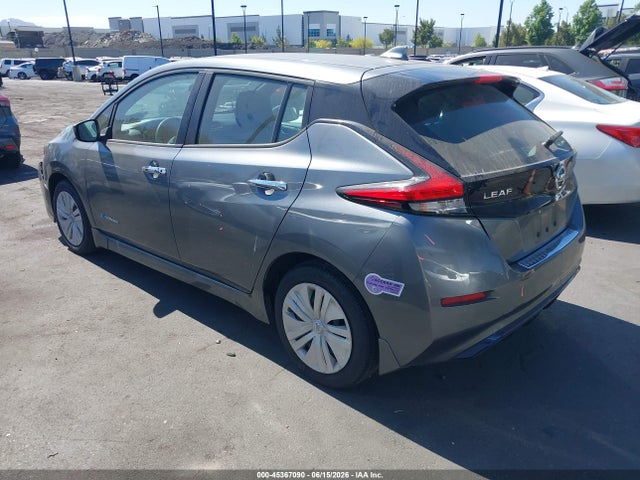 2019 Nissan LEAF S — фото 3