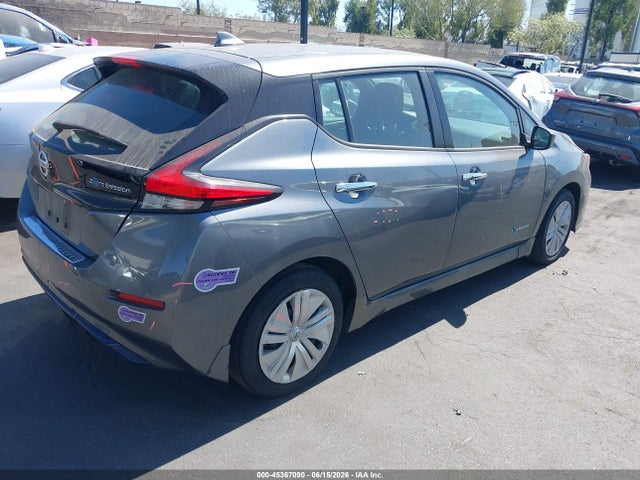 2019 Nissan LEAF S — фото 4