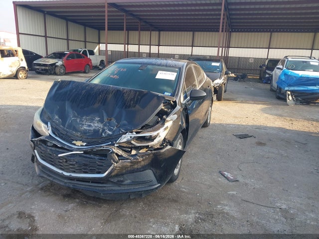 صورة 2 لـ 2017 Chevrolet CRUZE LT AUTO