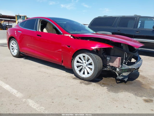 2017 Tesla MODEL S 100D/60D/75D/90D/P100D 照片 1