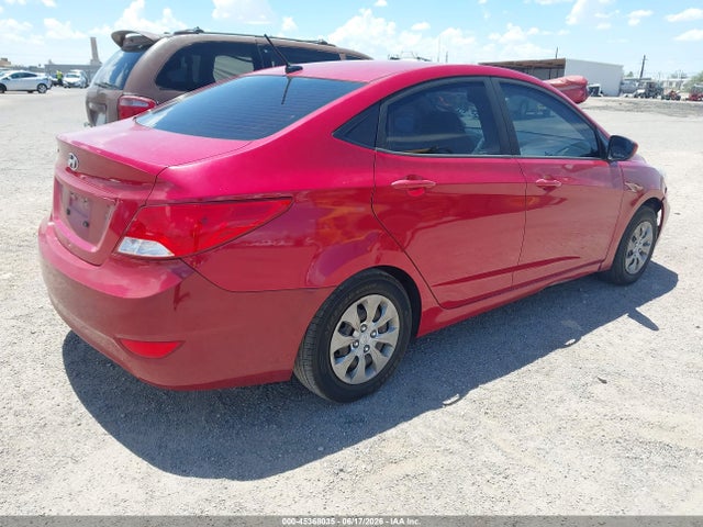 2017 Hyundai ACCENT SE — фото 4
