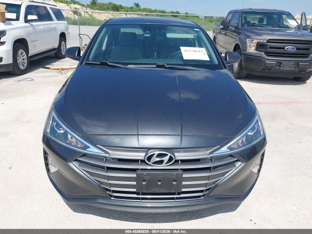 صورة 6 لـ 2020 Hyundai ELANTRA SE