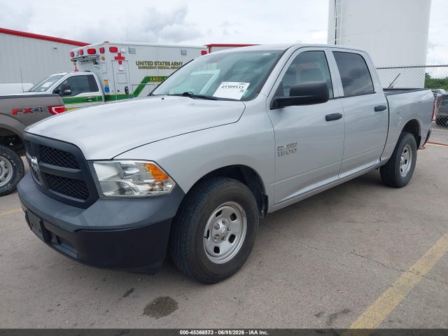صورة 2 لـ 2018 RAM 1500 TRADESMAN 4X2 5'7 BOX