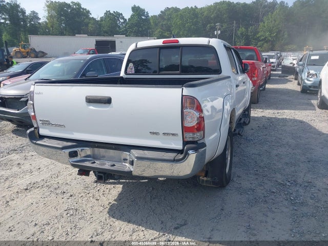 2015 Toyota TACOMA BASE V6 photo 4