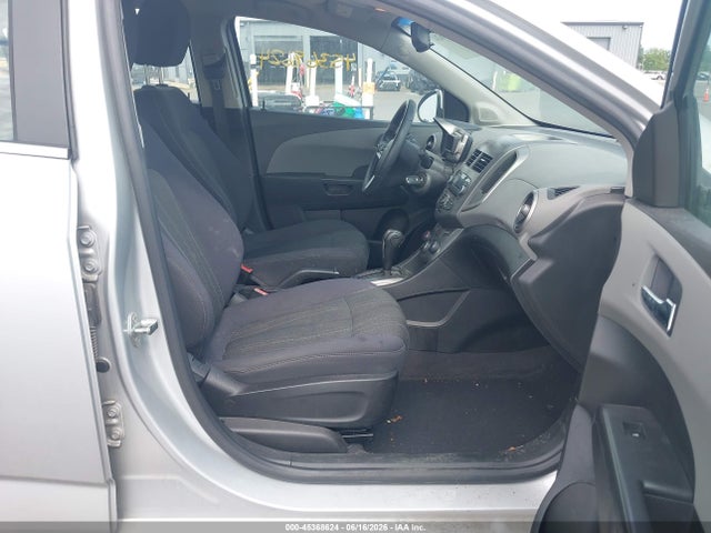 2012 Chevrolet SONIC 2LT — фото 5
