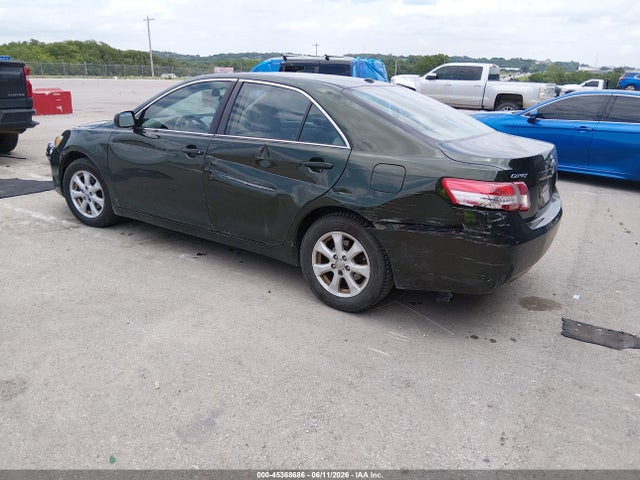 2011 Toyota CAMRY LE 照片 3