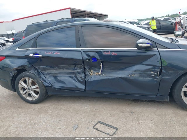 صورة 6 لـ 2013 Hyundai SONATA LIMITED 2.0T