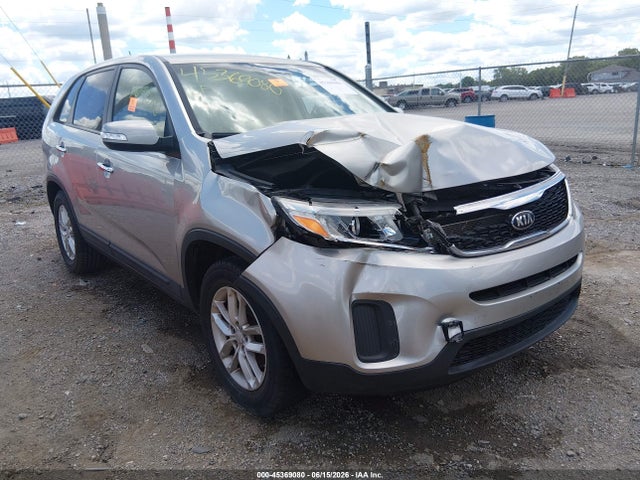 2014 KIA SORENTO LX