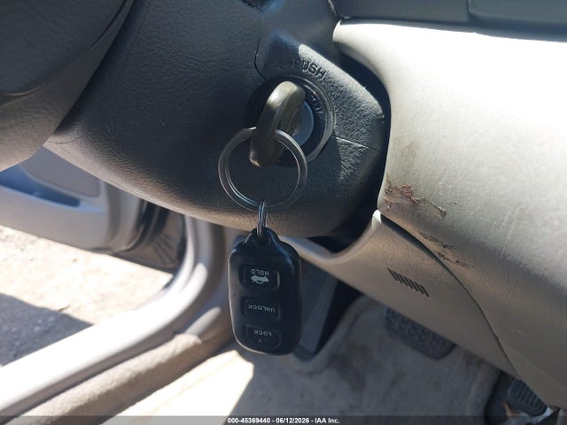 2005 Toyota CAMRY XLE — миниатюра 11