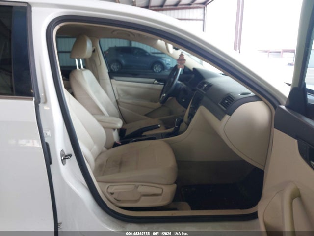 صورة 5 لـ 2014 Volkswagen PASSAT 1.8T SE