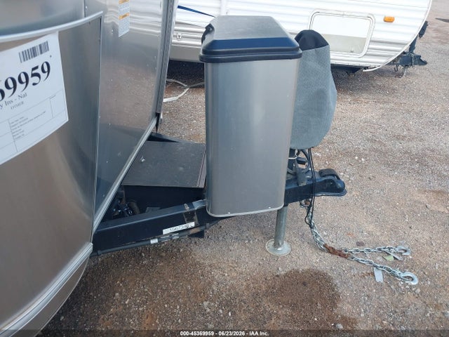 2020 AIRSTREAM OTHER 10