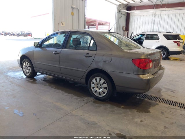 2004 Toyota COROLLA LE photo 3