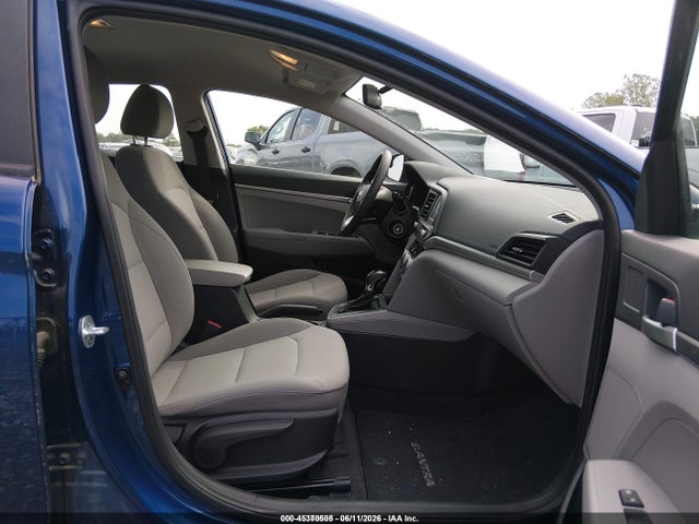 صورة 5 لـ 2019 Hyundai ELANTRA SE