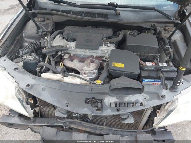 2014 Toyota CAMRY LE photo 10