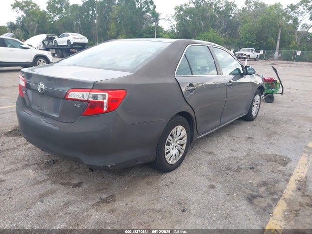2014 Toyota CAMRY LE 照片 4
