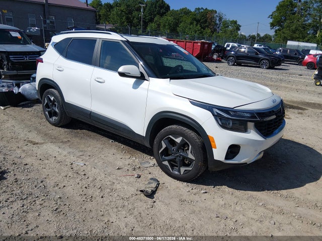 2024 KIA SELTOS EX