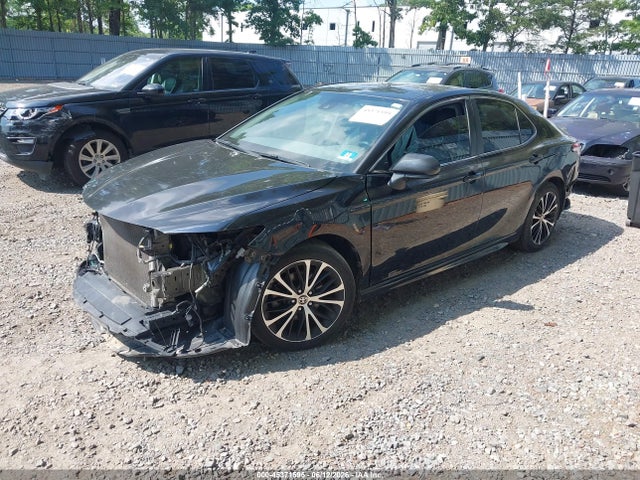 2020 Toyota CAMRY SE 照片 2