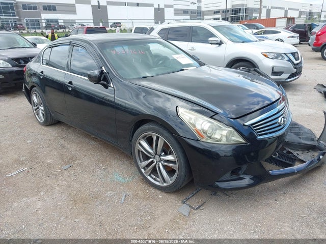 2011 INFINITI G37 JOURNEY
