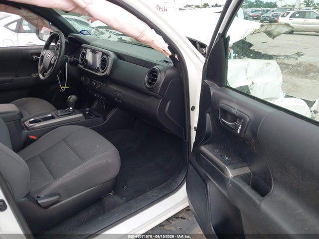 2019 Toyota TACOMA TRD SPORT photo 5
