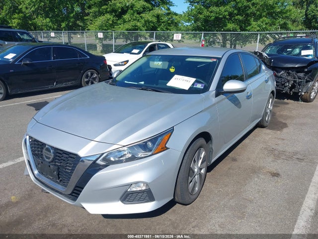 2020 Nissan ALTIMA S FWD 照片 2