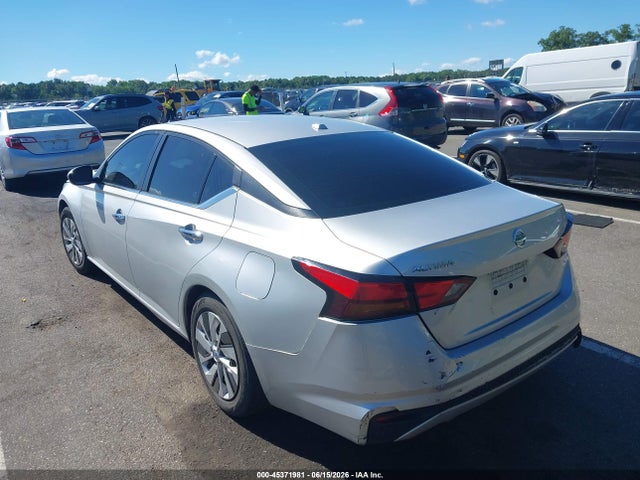 2020 Nissan ALTIMA S FWD 照片 3