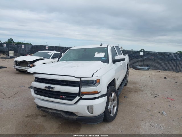 2017 Chevrolet SILVERADO 1500 LT 照片 2