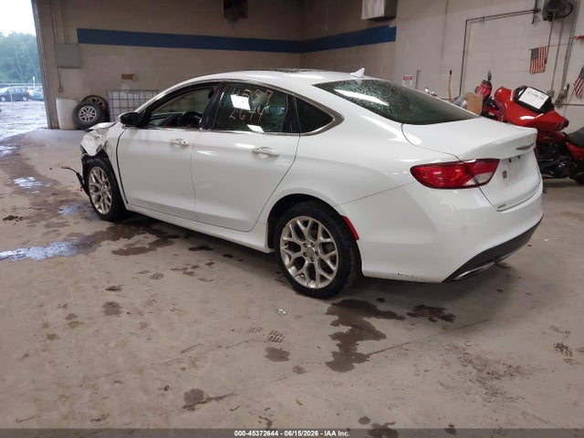 2015 Chrysler 200 C 照片 3