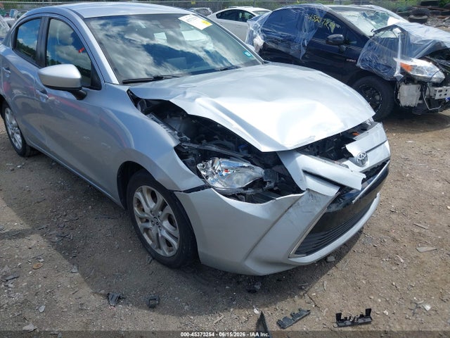 2017 Toyota YARIS IA 照片 6