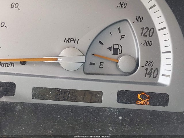 2002 Toyota CAMRY SE 照片 7