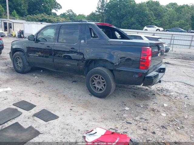 صورة 3 لـ 2013 Chevrolet AVALANCHE LT