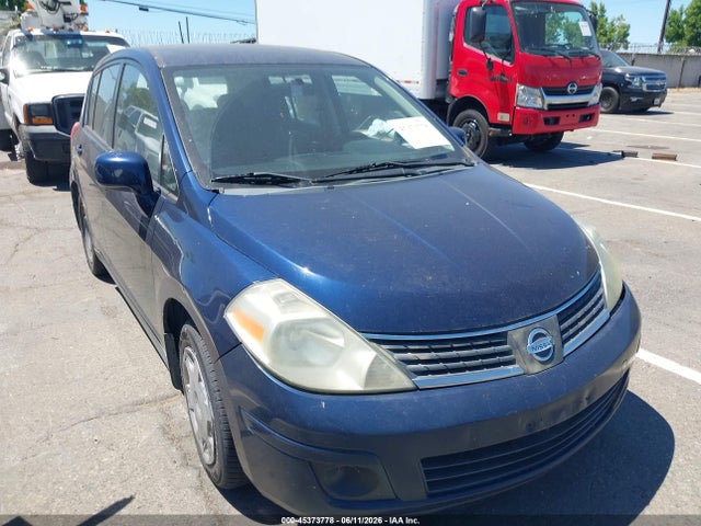 2008 Nissan VERSA 1.8 S photo 1
