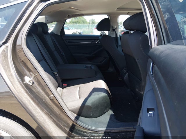 2018 Honda ACCORD EX photo 8