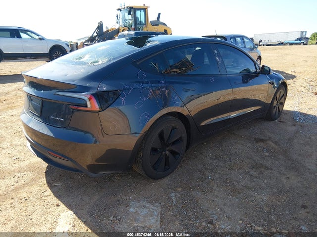 2025 Tesla MODEL 3 LONG RANGE ALL-WHEEL DRIVE — фото 4