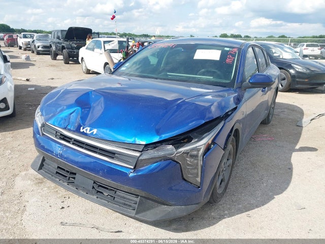 2025 KIA K4 LXS 照片 2
