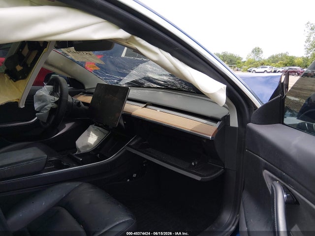 صورة 5 لـ 2020 Tesla MODEL 3 LONG RANGE DUAL MOTOR ALL-WHEEL DRIVE