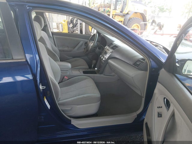 2011 Toyota CAMRY LE 照片 5