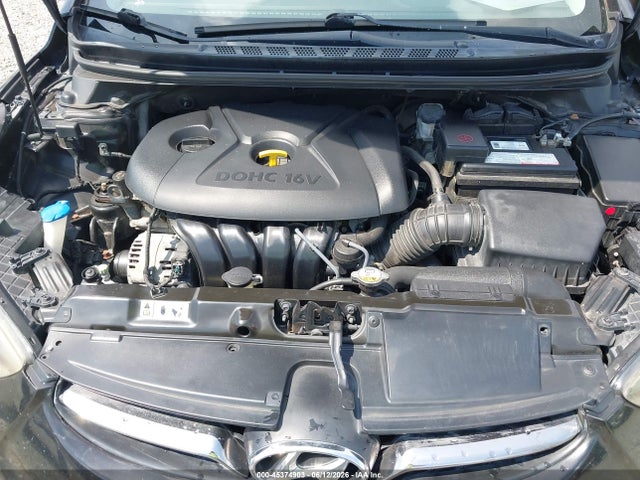 صورة 10 لـ 2013 Hyundai ELANTRA LIMITED