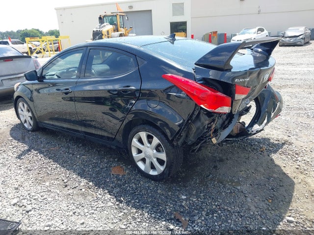 صورة 3 لـ 2013 Hyundai ELANTRA LIMITED