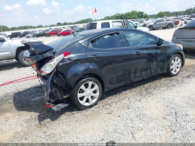 صورة 4 لـ 2013 Hyundai ELANTRA LIMITED
