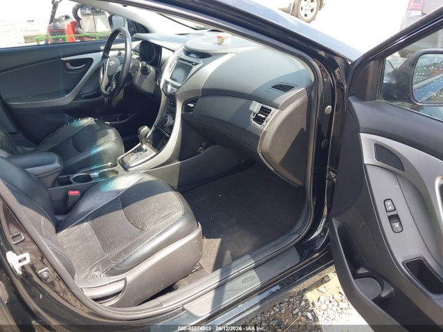 صورة 5 لـ 2013 Hyundai ELANTRA LIMITED