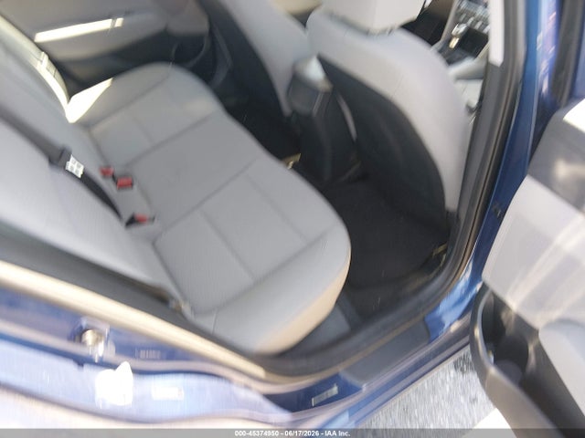 صورة 8 لـ 2020 Hyundai ELANTRA SE
