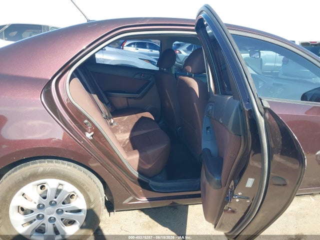 صورة 8 لـ 2011 KIA FORTE EX