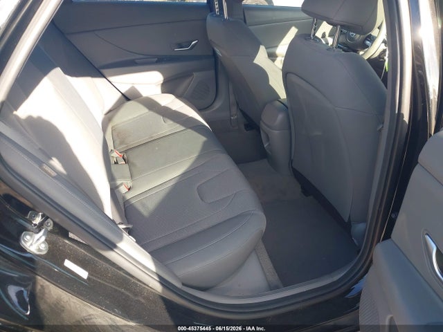 2024 Hyundai ELANTRA SE photo 8