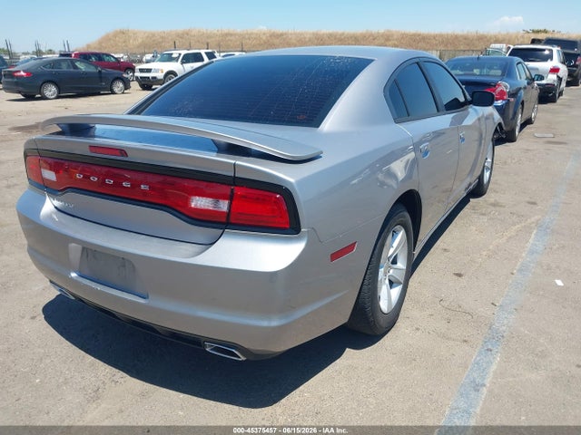 2014 Dodge CHARGER SE — фото 4