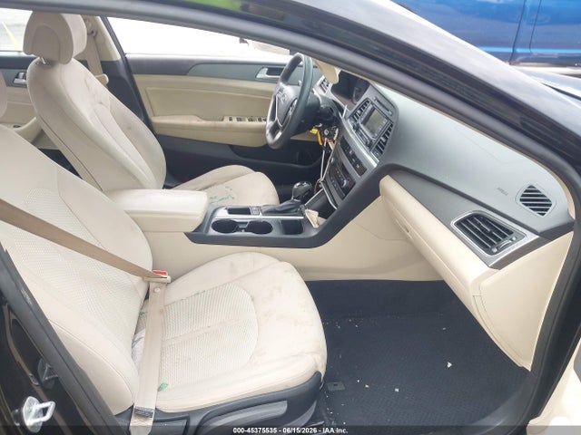 صورة 5 لـ 2015 Hyundai SONATA SE