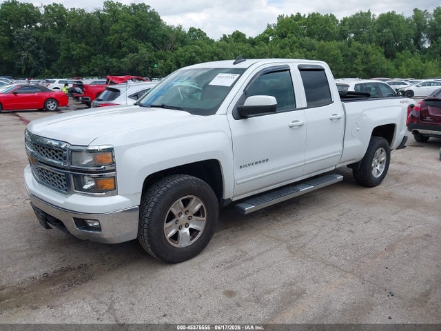 2015 Chevrolet SILVERADO 1500 LT 照片 2