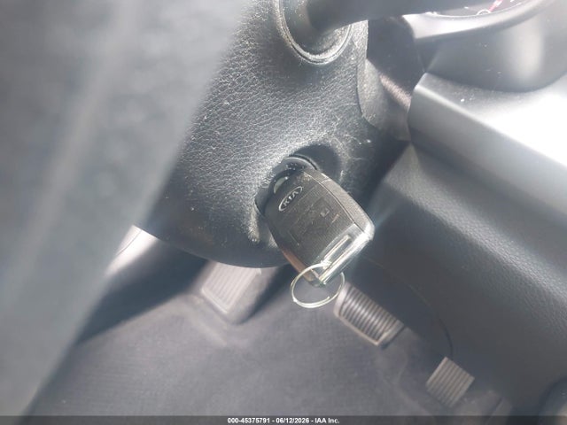 صورة مصغرة 11 لـ 2019 KIA RIO S